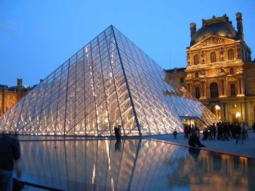 Musee du Louvre (Paris)